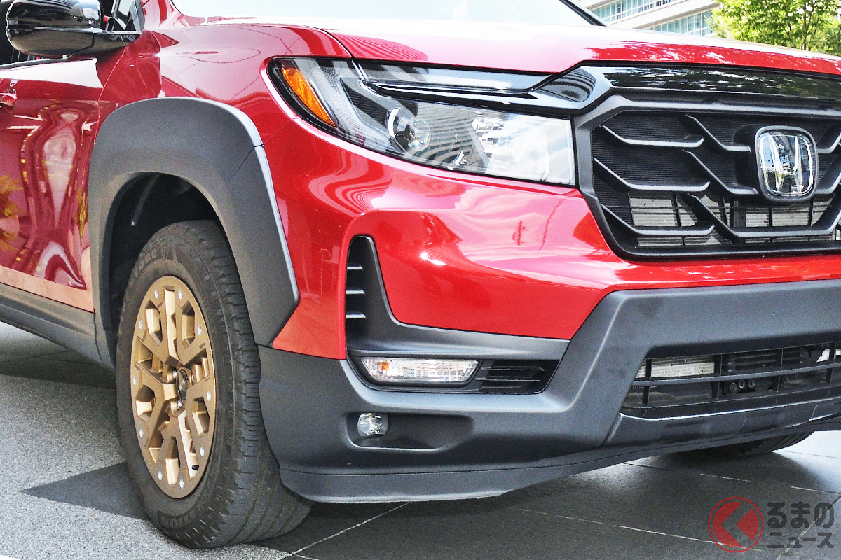 5m超えボディの迫力スゴい! 7月末まで展示