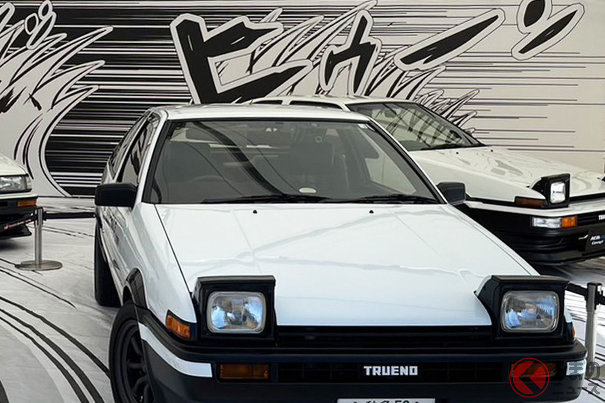 3台のAE86が激走ドリフト!? え…これは漫画?