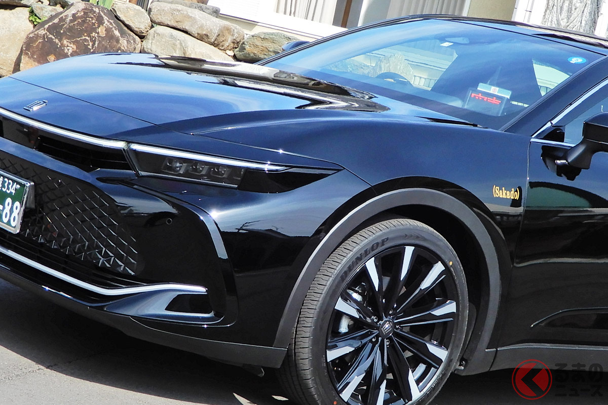 トヨタ「クラウンクロスオーバー」のタクシー仕様(画像提供:サツキハウススマイルタクシー)