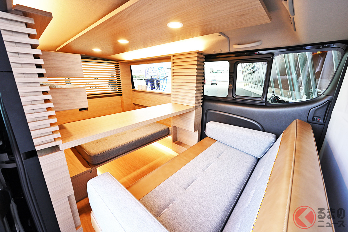 えっ…! ホントにクルマなの!? 写真は2022年1月発表の日産「キャラバン MYROOM CONCEPT」(参考出品)