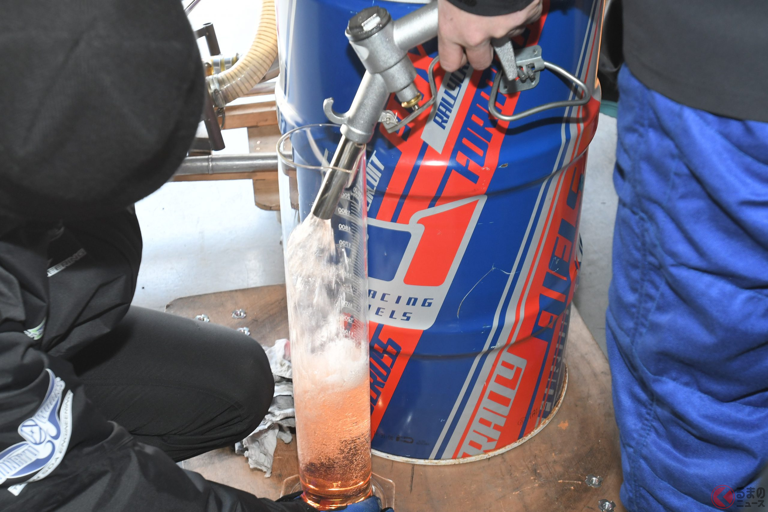 トヨタとスバルはP1レーシング・フューエルズ製のカーボンニュートラル燃料を使っている