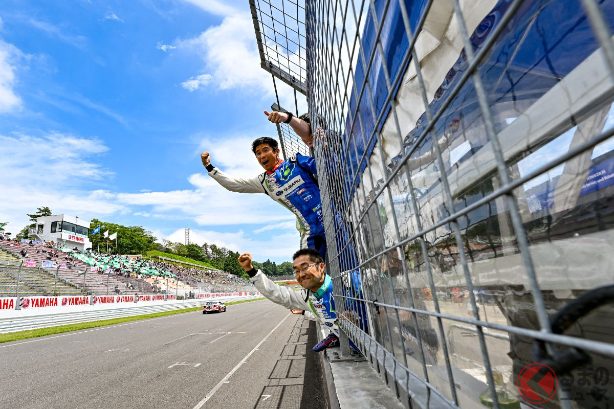 最終的には61号車「Team SDA Engineering BRZ CNF Concept」が勝利した