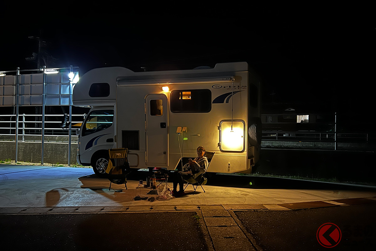 最近では車中泊専用施設となる「RVパーク」も増えている(画像はRVパークしまなみ海道おおみしま)