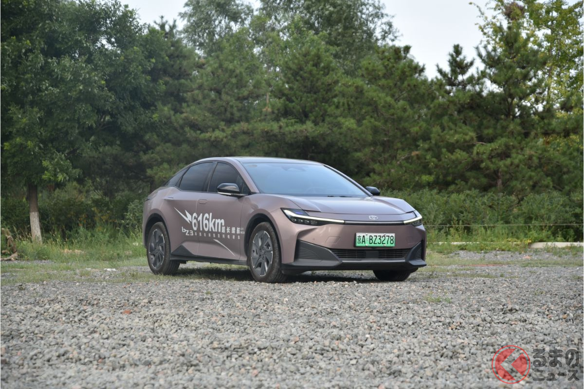 トヨタとBYDによる第1弾モデルは純電動セダン「bZ3」(撮影:加藤博人)