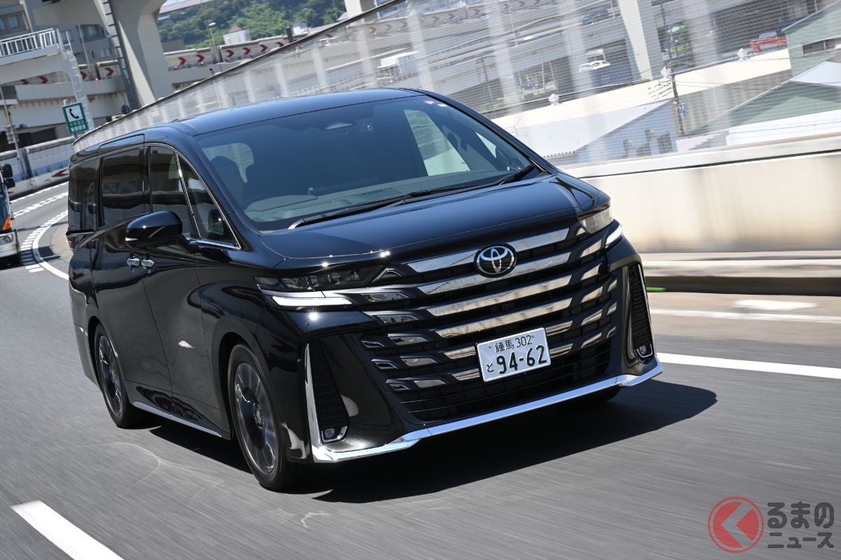 走りにこだわった新型ヴェルファイア(画像は2.5リッターハイブリッド車)