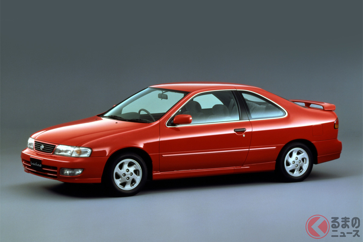 日産「サニークーペ ルキノ」はスポーティな“クーペ”を名乗りながらも、往年の2ドアセダンを思わせる雰囲気とともに十分な後席の広さも備えていました