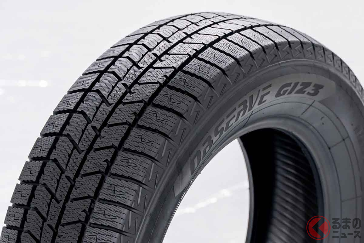 トーヨータイヤの新スタッドレスタイヤ「オブザーブGIZ3」のトレッドパターン