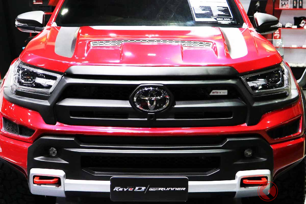 「バンコクオートサロン2023」で展示されたトヨタ「ハイラックスレボ・ハイパフォーマンス&スタイル」