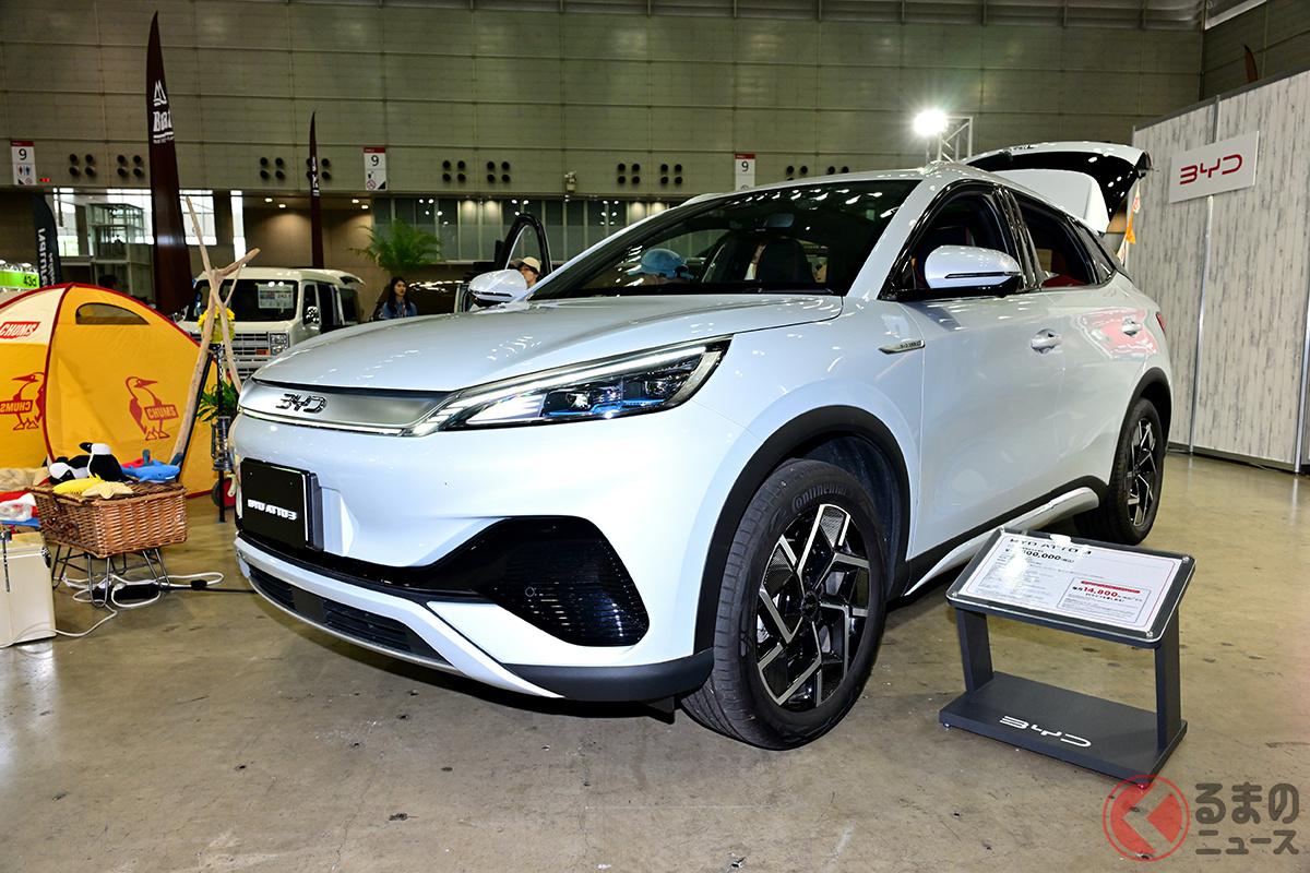 BYDのミドルクラスSUV「ATTO 3(アット3)」が展示された同社のブース
