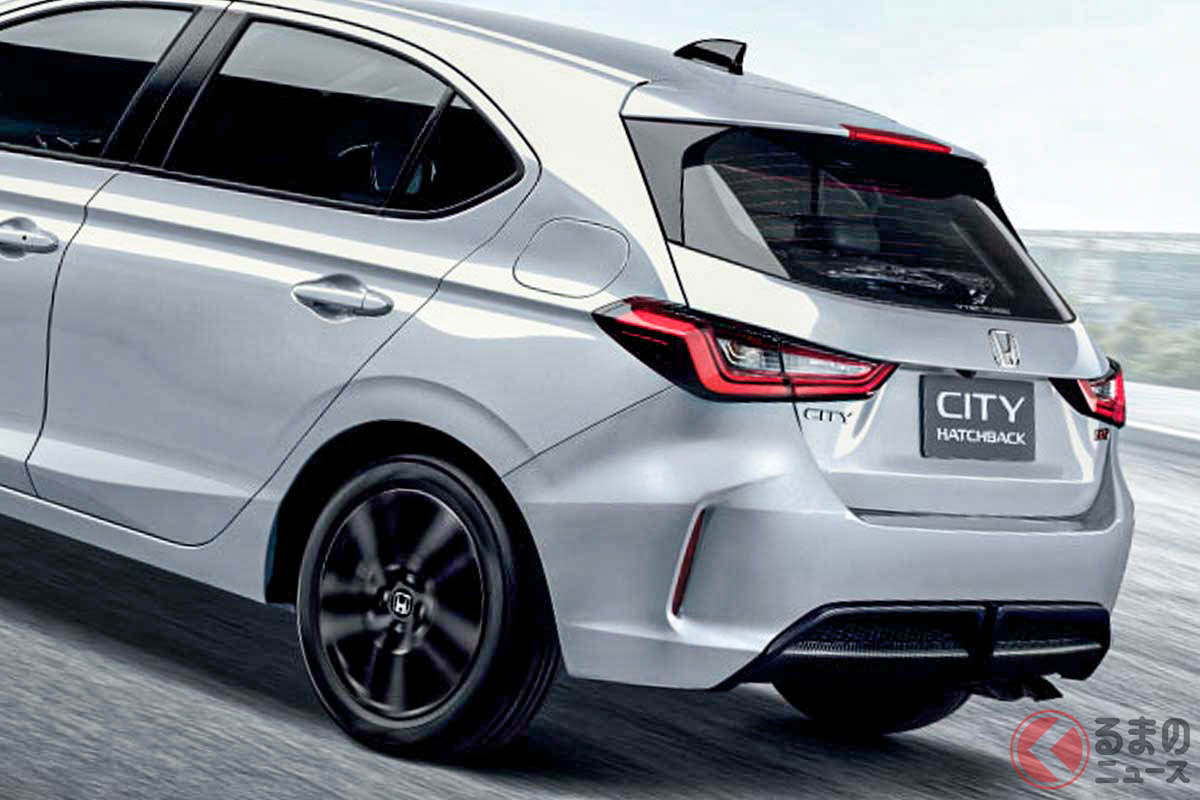 RSもカッコイイ! ホンダ新型「シティハッチバック」