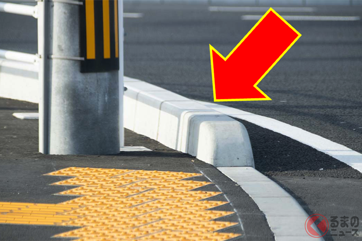 縁石にガツン! どうしたらいいのか(画像はイメージ)