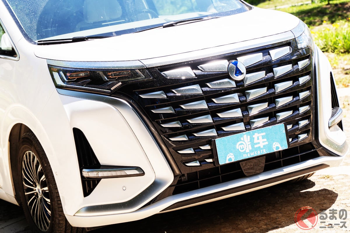 高級ミニバン!? BYDのプレミアムブランド・デンザの「D9」とは(撮影:加藤博人)