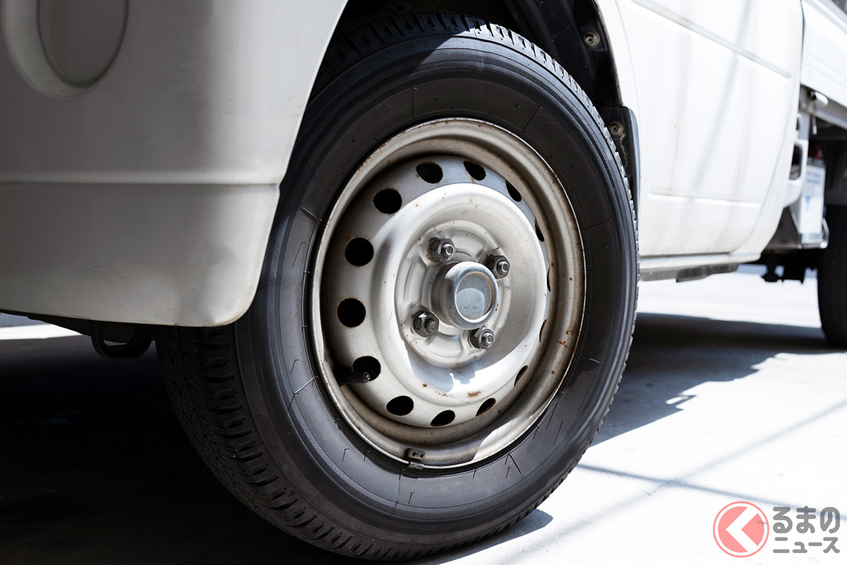 近年ではめずらしくなりつつある鉄製のホイール(スチールホイール)