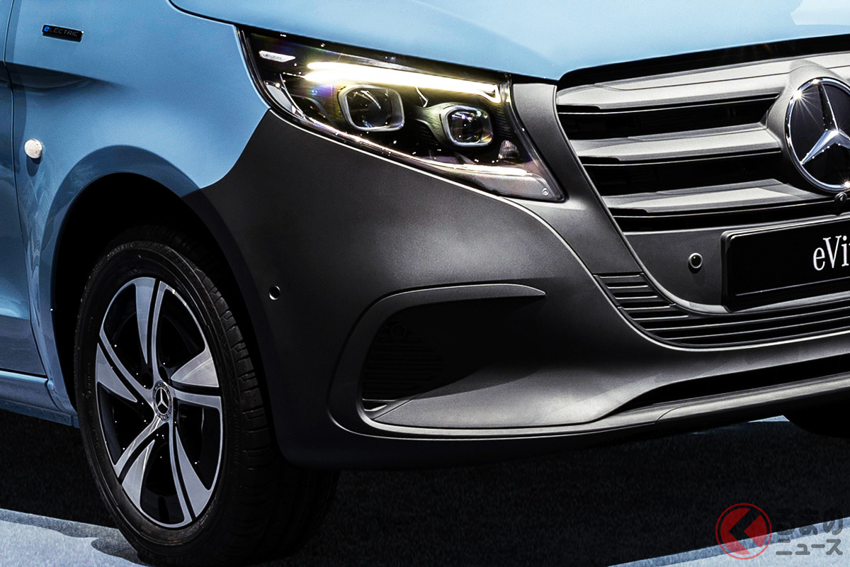 激シブな「真っ黒質素仕様」も存在