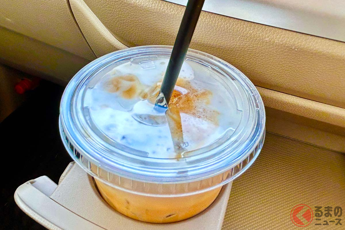 冷たいドリンクで体を冷やして、熱中症を予防しましょう