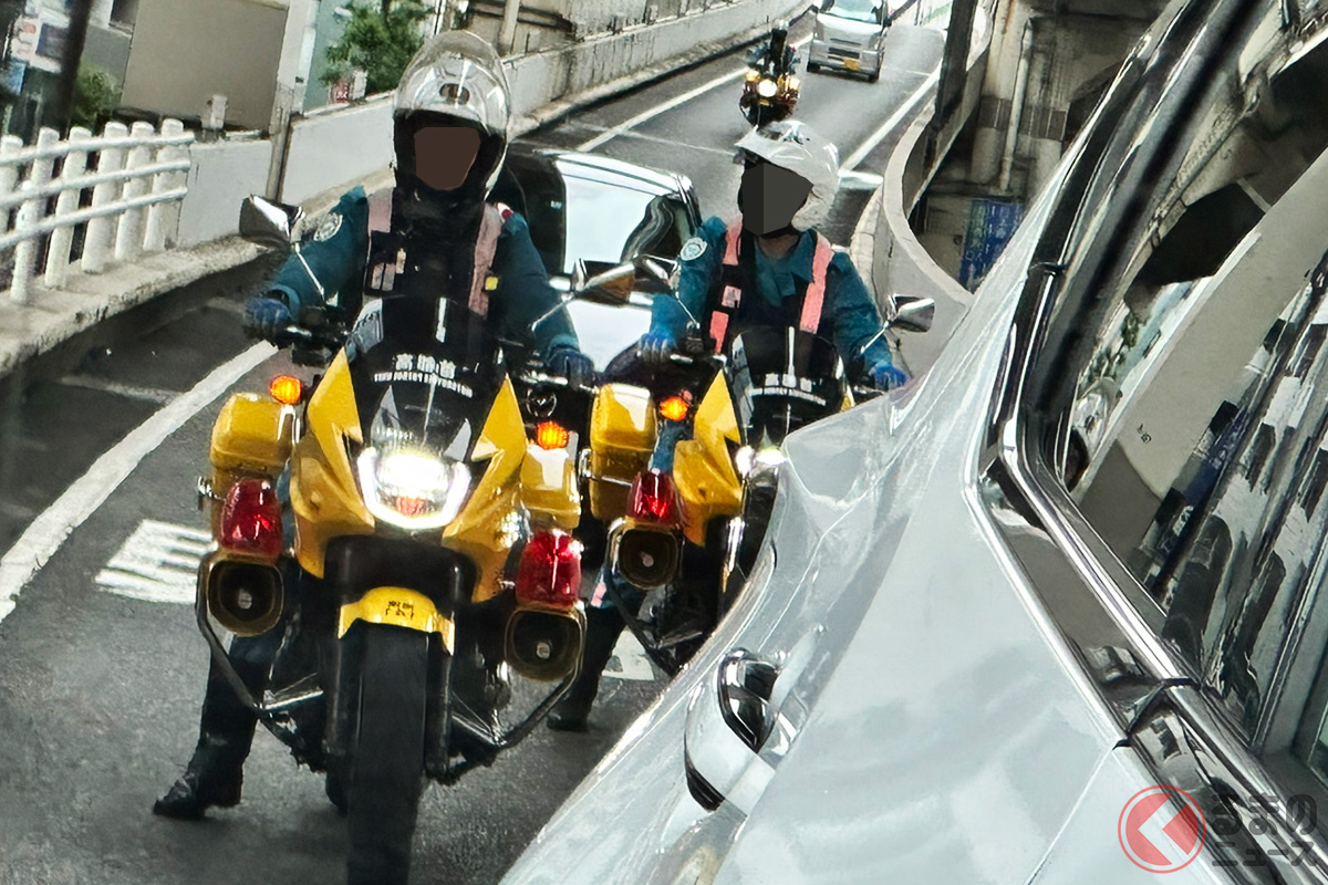 首都高を走っていると稀に遭遇する「黄バイ」(画像:ユーザーからの提供)