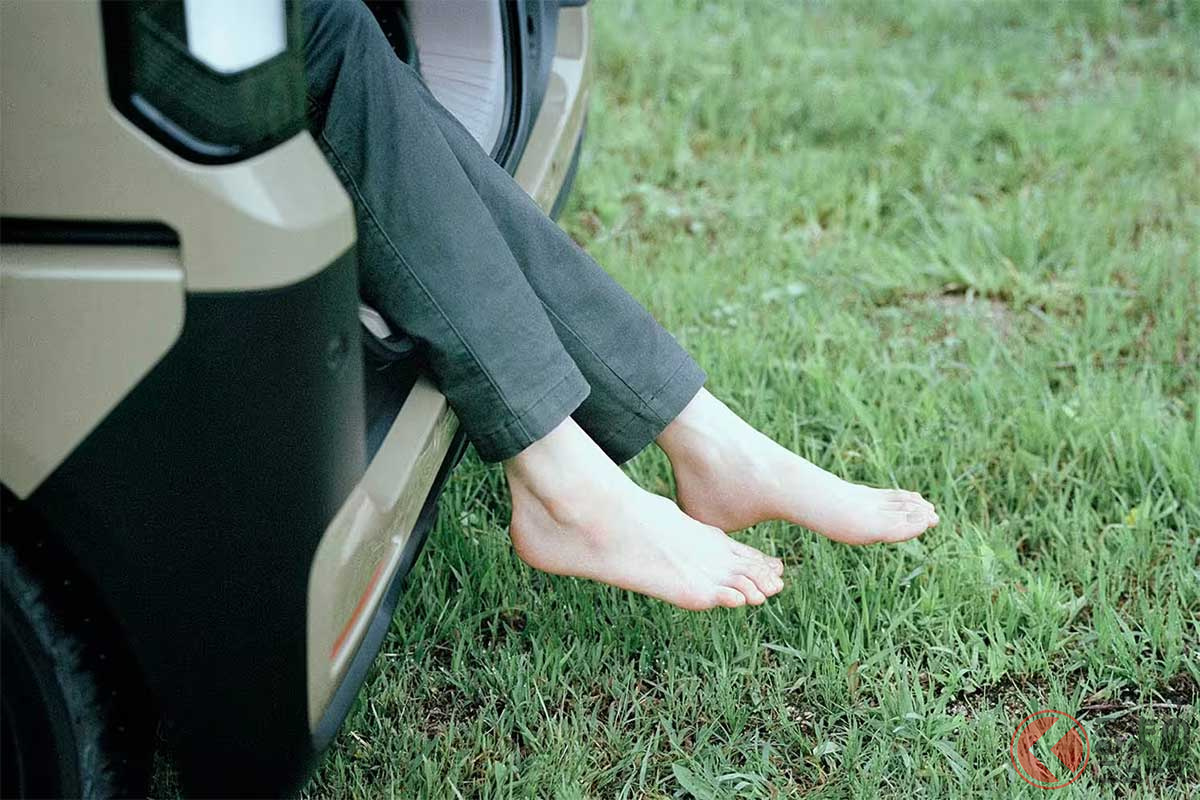 黒バンパー&オシャベージュがカッコイイ!「日本イチ売れている軽」に「第3のモデル」が今秋新たに登場へ!