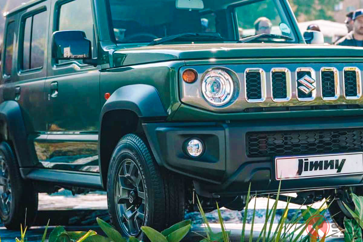 グリーンもめちゃカッコイイ! スズキ新型「ジムニー5ドア」
