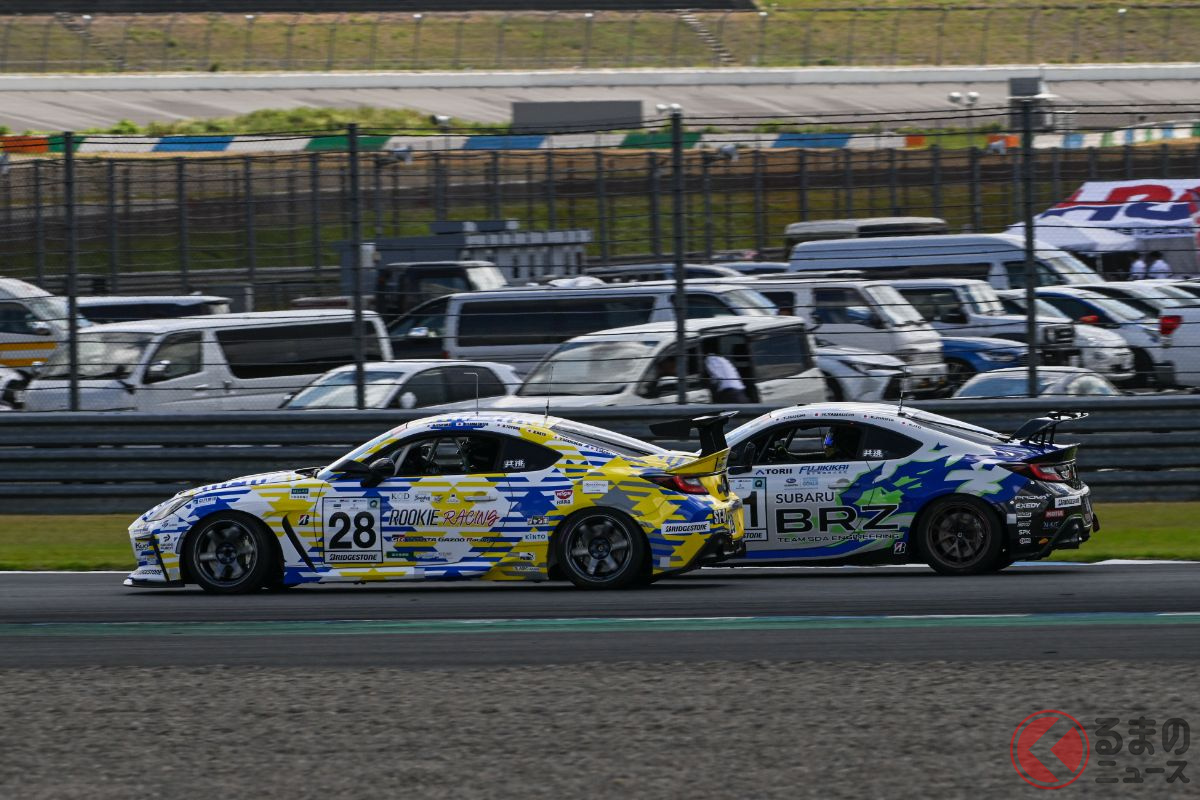 #28 ORC ROOKIE GR86 CNF Conceptと#61Team SDA Engineering BRZ CNF Concept