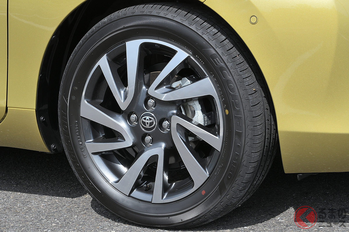 夏タイヤの寿命は長くて5年ほど