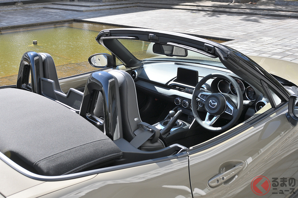 雨の時のオープンカーって濡れない?