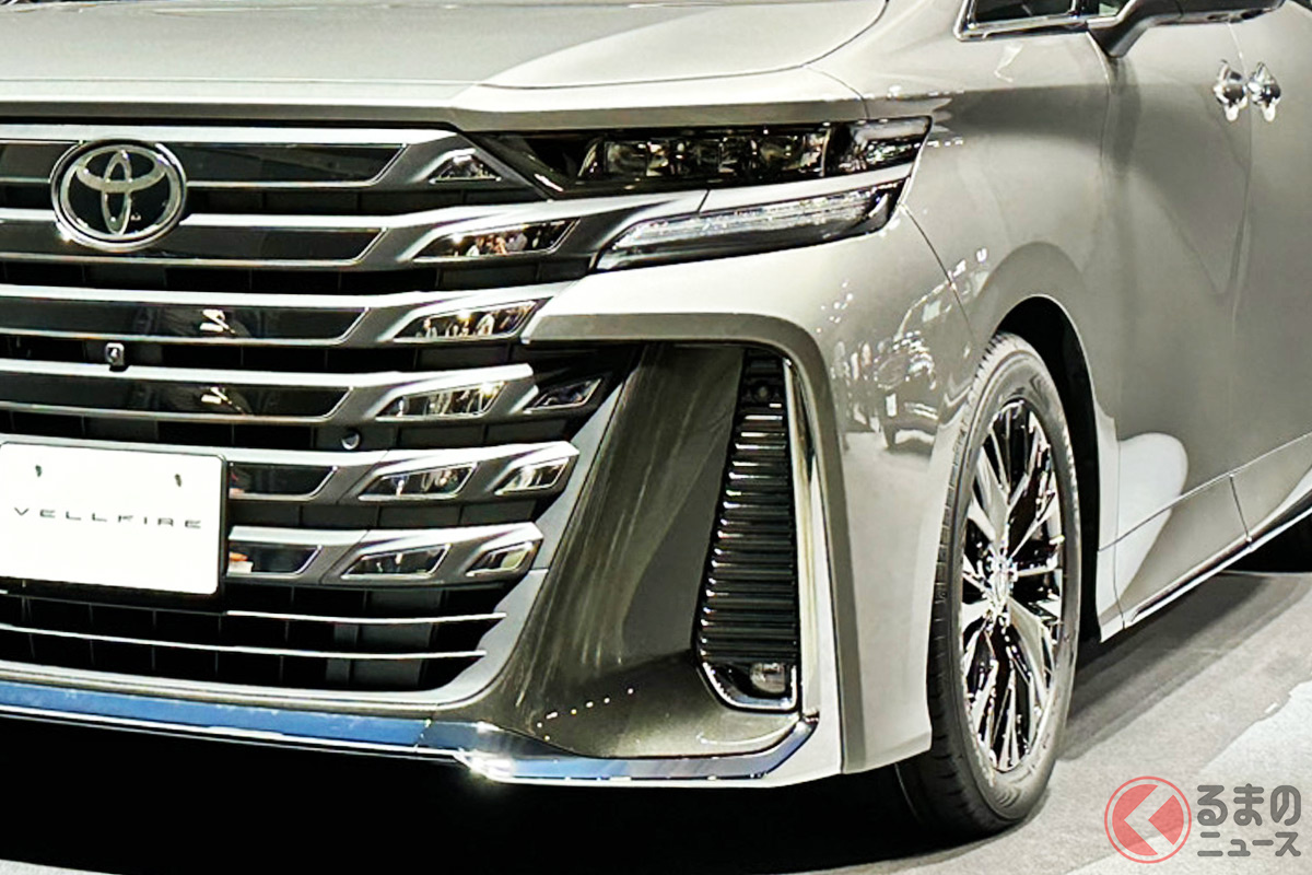新型「ヴェルファイア PHEV」初公開!