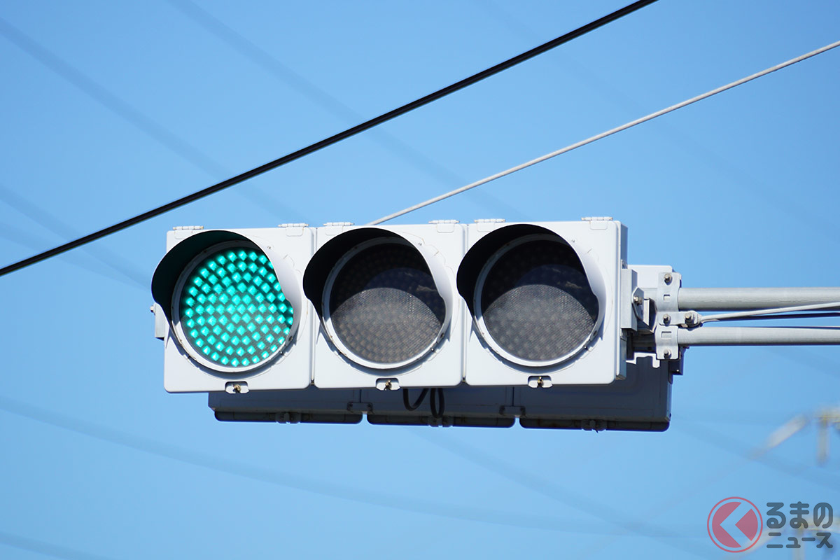 青信号になっても発進しない前走車への対策はある?