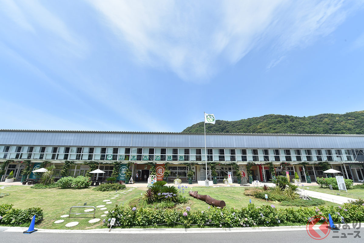 学校だった場所を活かした道の駅「保田小学校」(画像提供:都市交流施設・道の駅 保田小学校)