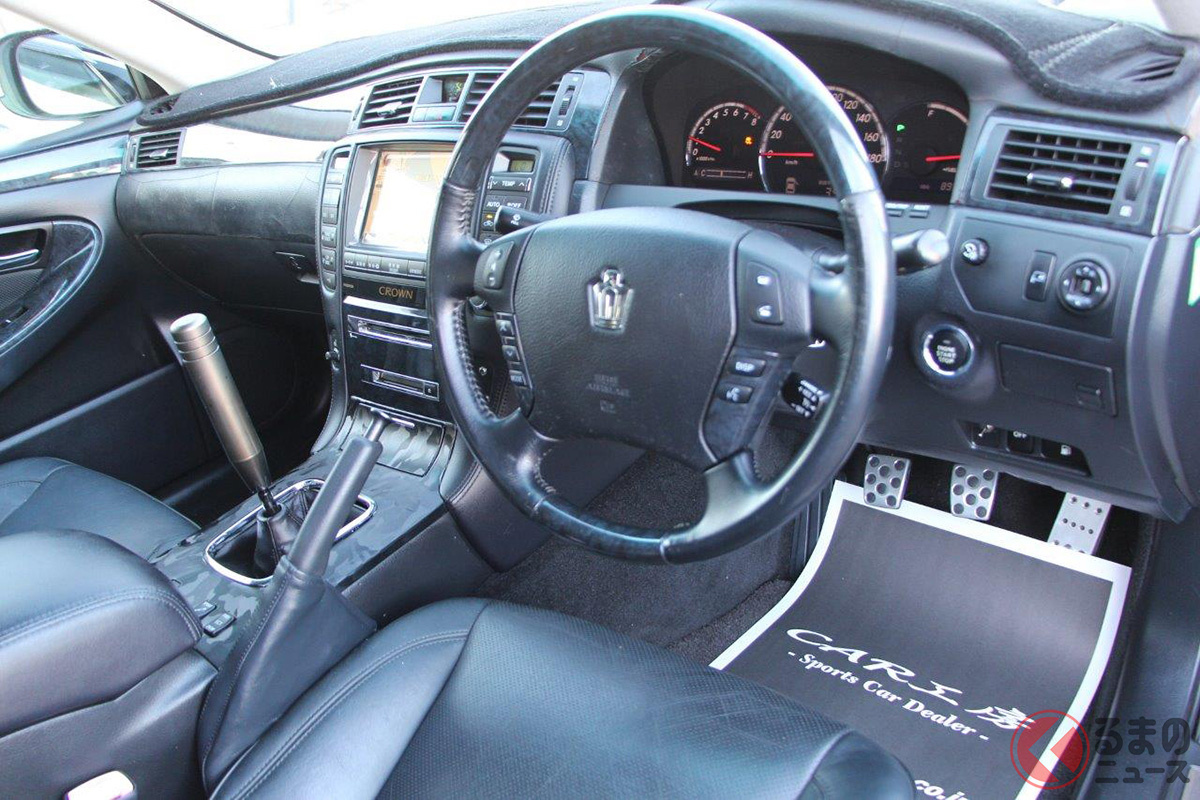 MT仕様にカスタマイズされた「ゼロクラウン」(画像提供:ゼロクラウンを取り扱う中古車販売店)
