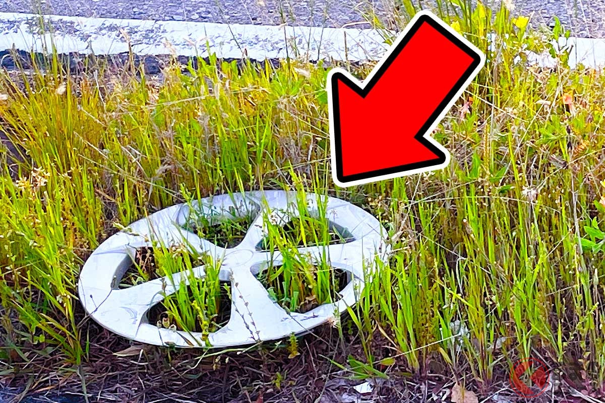 ホイールキャップ。なぜか道に落ちていることも…