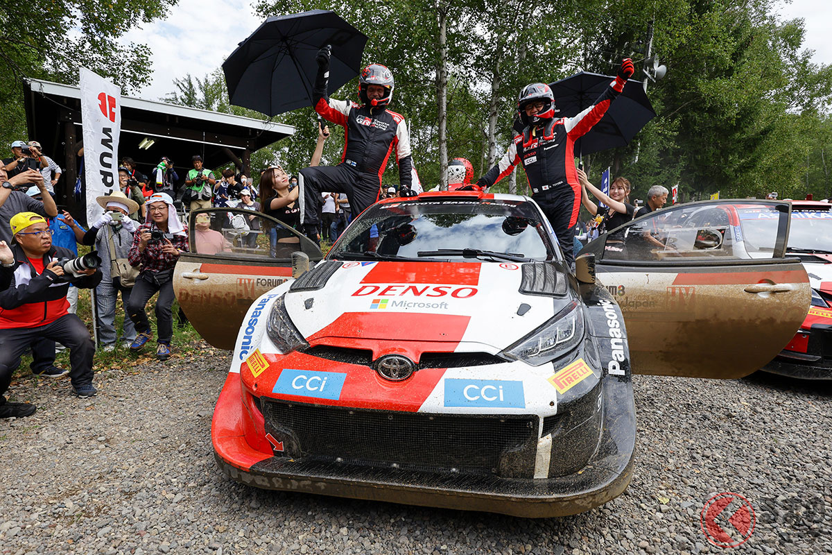 ユハ・カンクネン氏(左)と”モリゾウ”こと豊田章男氏(右)