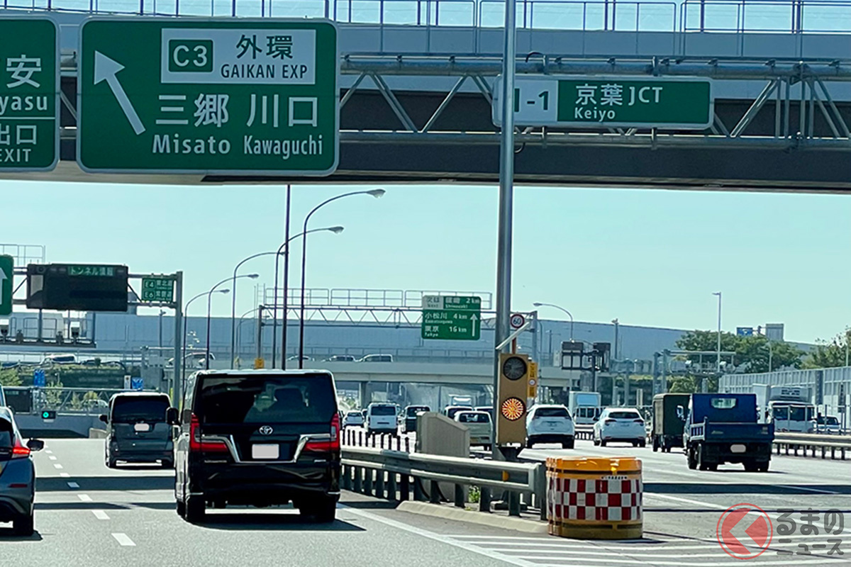 京葉道路(上り)の京葉JCTを篠崎ICに向かう場所が無料区間となっている