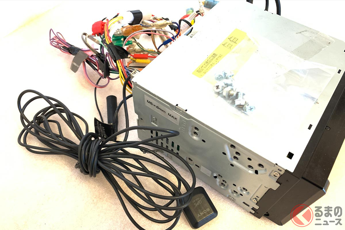 なぜカーナビは「メーカーオプション」と「ディーラーオプション」両方で用意される?