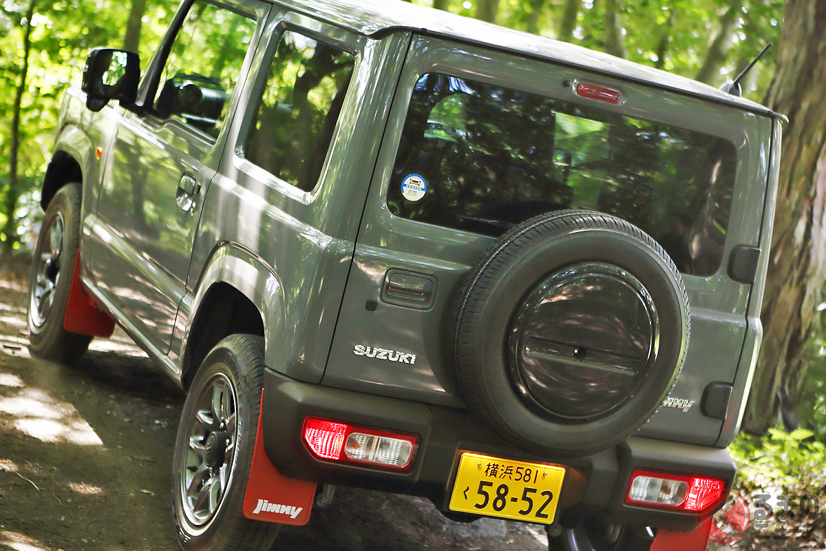 小さいけれど「車中泊可能」! スズキの本格四輪駆動車「ジムニー」