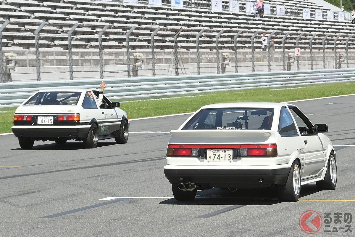 ドリキン・マメ号と電気ハチロクが対決!