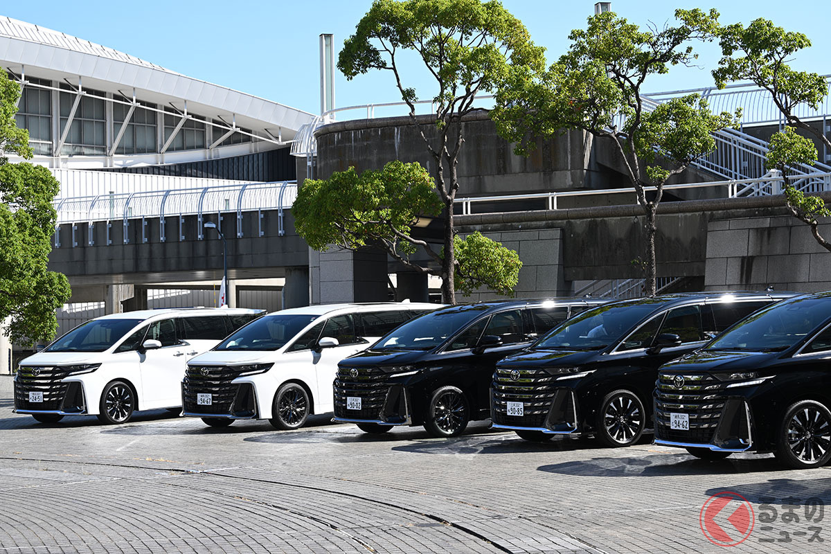 トヨタ新型「ヴェルファイア」