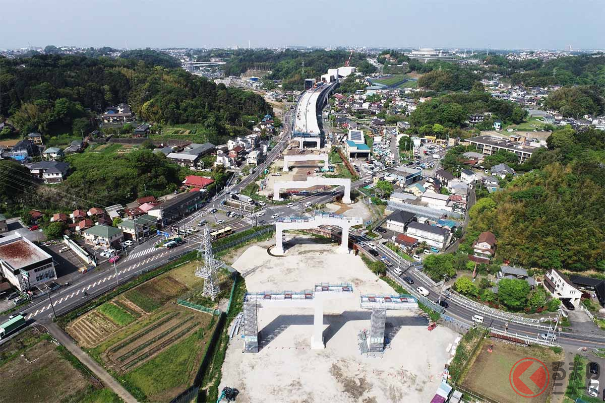 橋梁架設現場の状況(画像:国土交通省関東地方整備局横浜国道事務所)