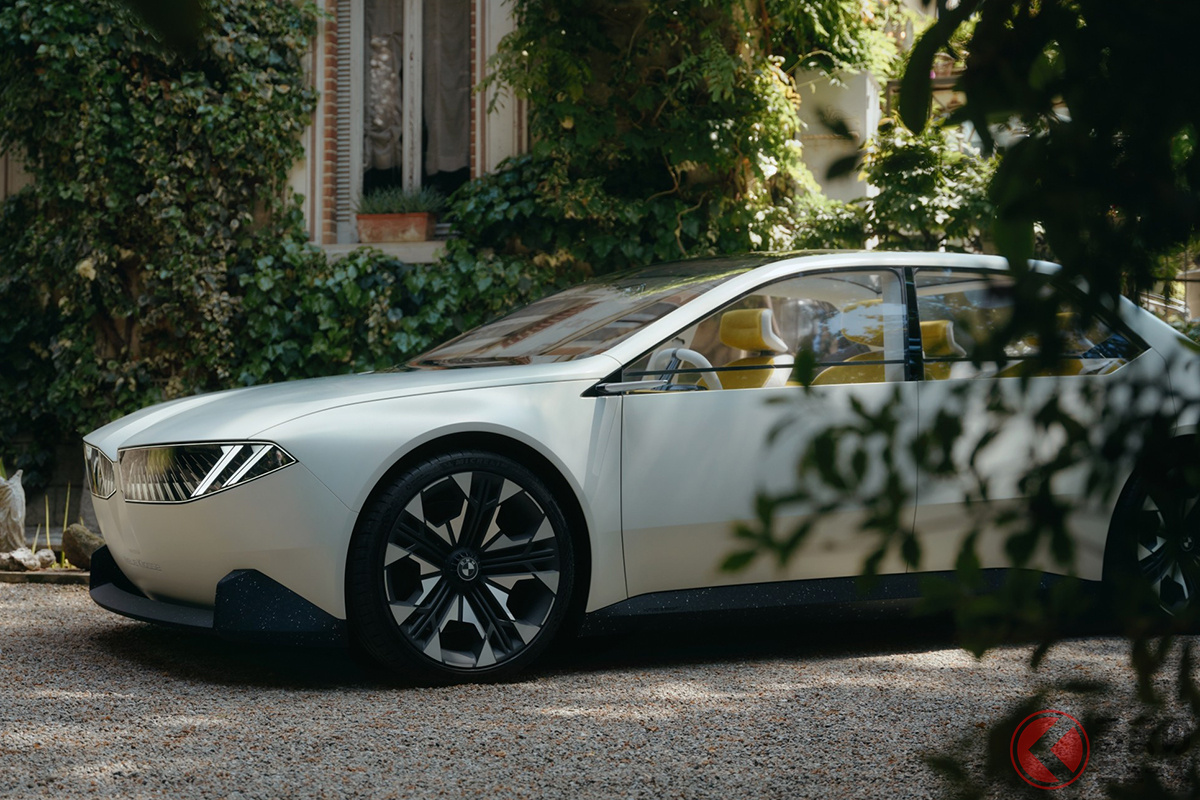 BMWの次世代EVコンセプトカー「Vision Neue Klasse(ビジョン ノイエ クラッセ)」