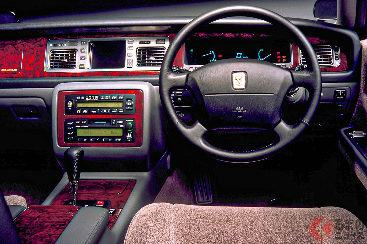 これはカッコイイ…唯一無二の漢字だらけ内装! トヨタ2代目「センチュリー」