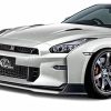 日産「新型GT-R」の“ド迫力仕様”公開!? ワイドボディ＆シャコタンがカッコイイ！ 実車は2024年1月披露へ