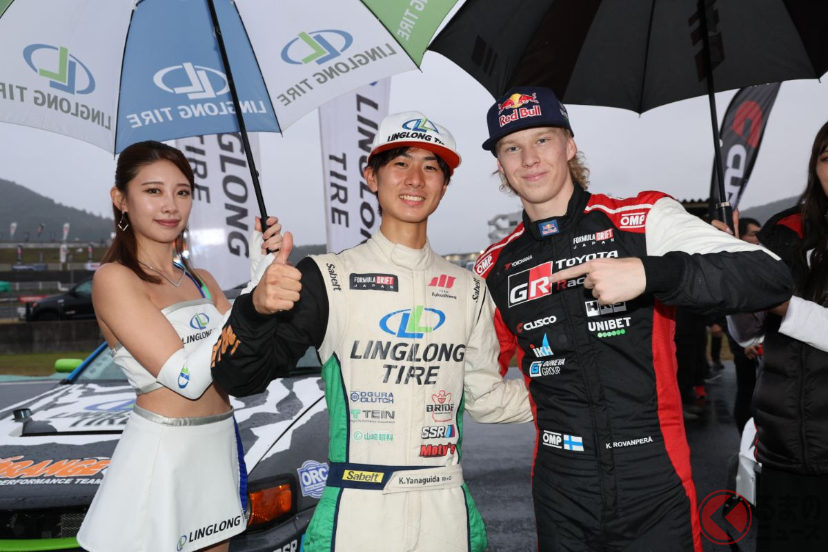 優勝したKANTAと2位のカッレ・ロバンペラ。「画像提供:FORMULA DRIFT JAPAN事務局(MSC株式会社)」