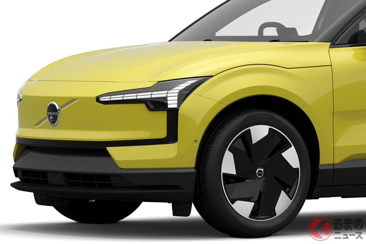 ボルボ史上もっとも小さいEV「EX30」