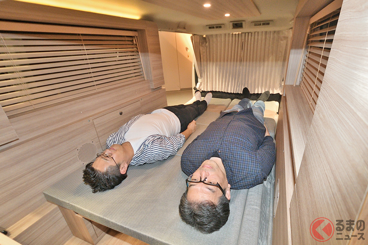 大人2人ゆったりと車中泊を楽しめるクルマも