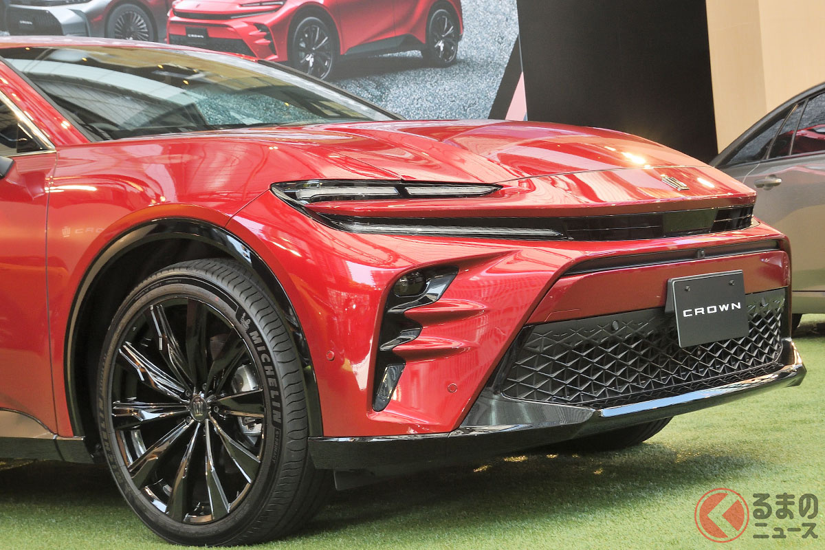 クラウンシリーズ中、もっともスポーティな新型「クラウンスポーツ」