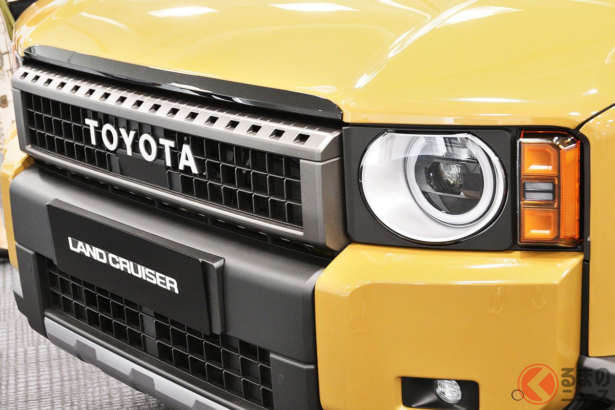 新型「ランドクルーザー250」にペダルが無い! なぜ?