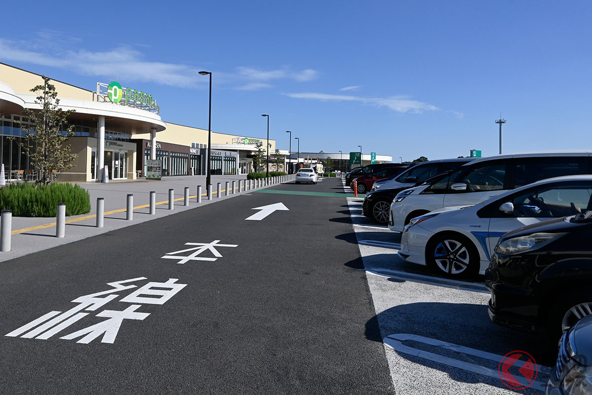 斜め駐車枠が設置されている高速道路のSA