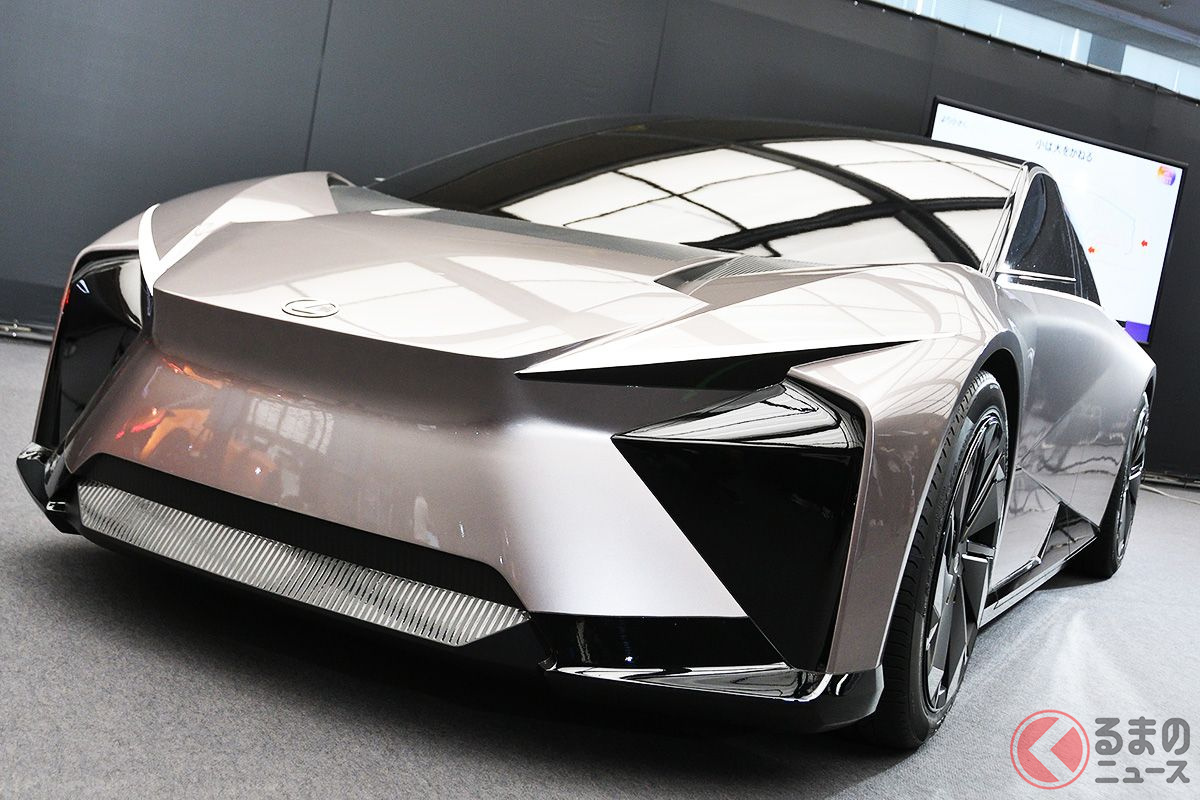 レクサスがジャパンモビリティショー2023で次世代BEV「LF-ZC」を世界初公開した