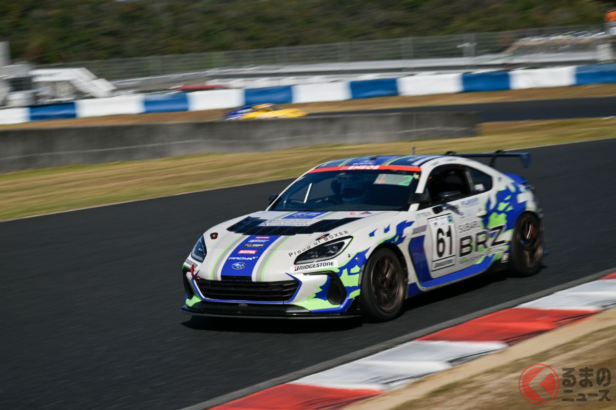 ライバルとなる28号車「ORC ROOKIE GR86 CNF Concept」が不在ながら進化を続ける61号車「Team SDA Engineering BRZ CNF Concept」
