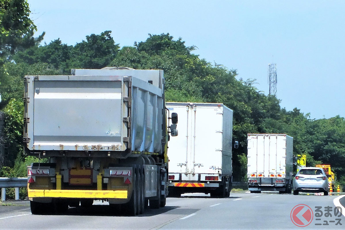 トラックの車間距離が短く感じるワケとは?(イメージ)