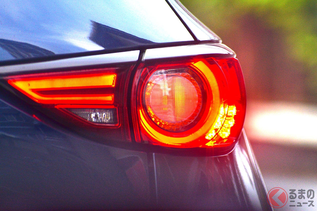 3秒前、30m手前がウインカー点灯の最適なタイミング